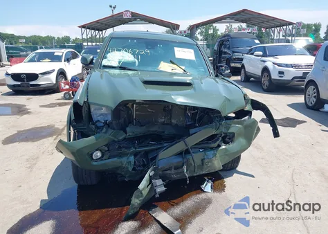 2022 Toyota Tacoma Trd Sport z USA, uszkodzony, nr VIN 3TMCZ5AN8NM481548